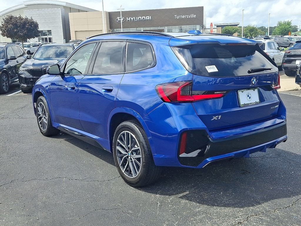 Certified Used 2026 Portimao Blue Metallic BMW xDrive28i image 4