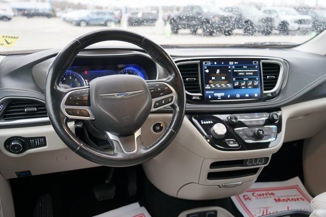 2021 CHRYSLER PACIFICA - Image 9