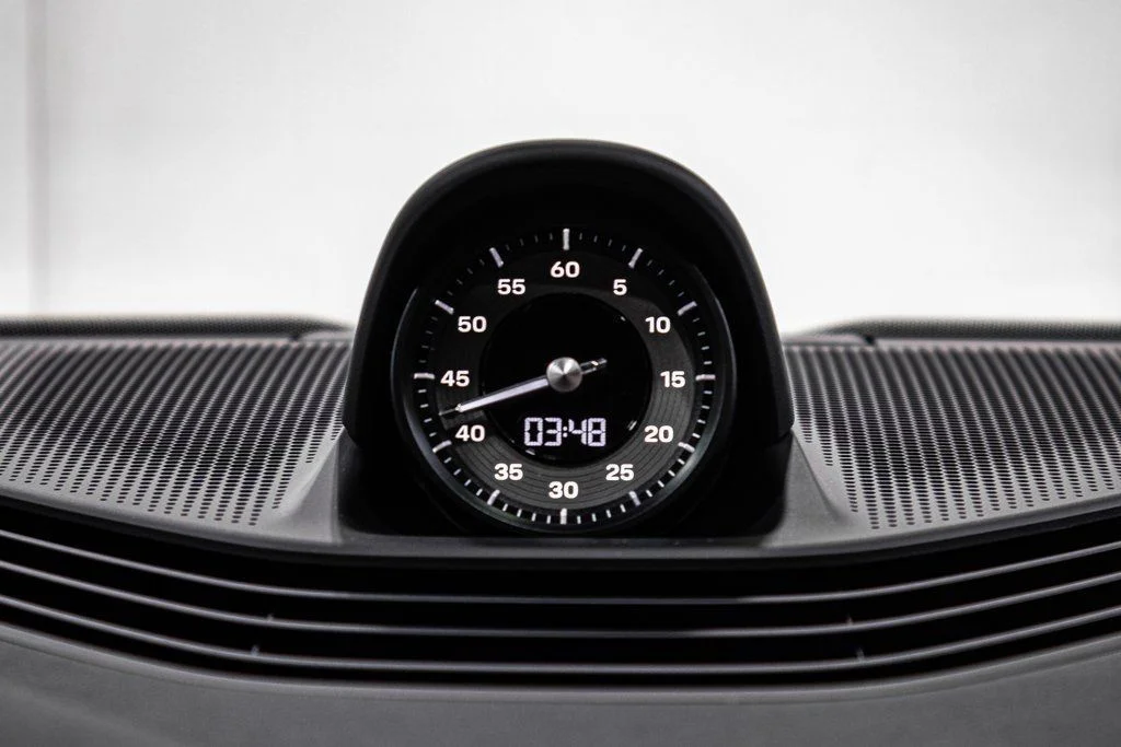 2025 Porsche Taycan S - Photo 24