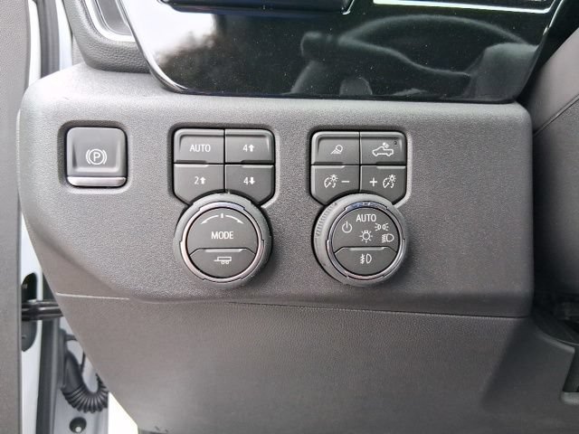 New 2026 Summit White Chevrolet LT Trail Boss image 10