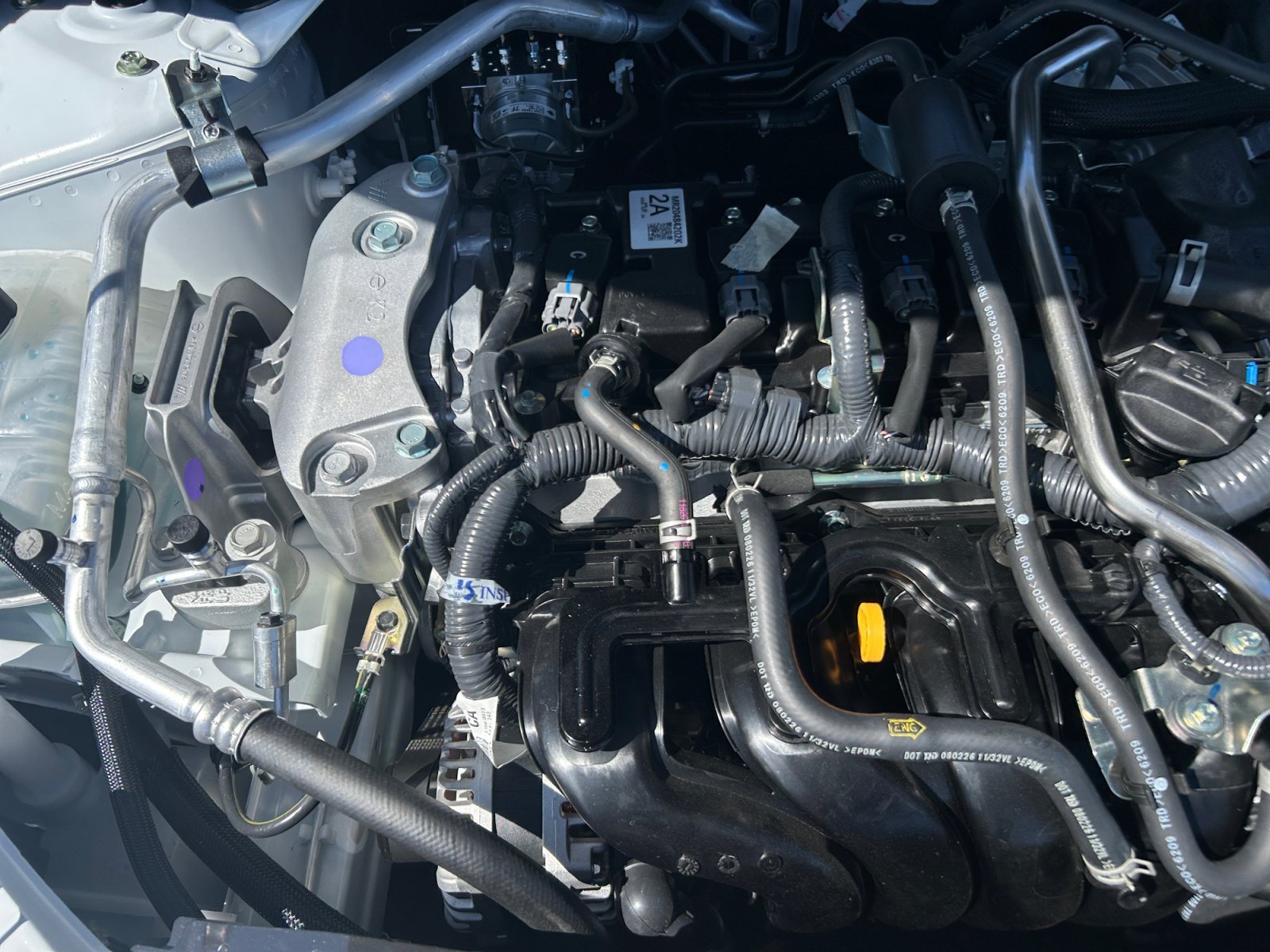 New 2027 Aspen White TriCoat / Super Black Two-tone Nissan SR image 7