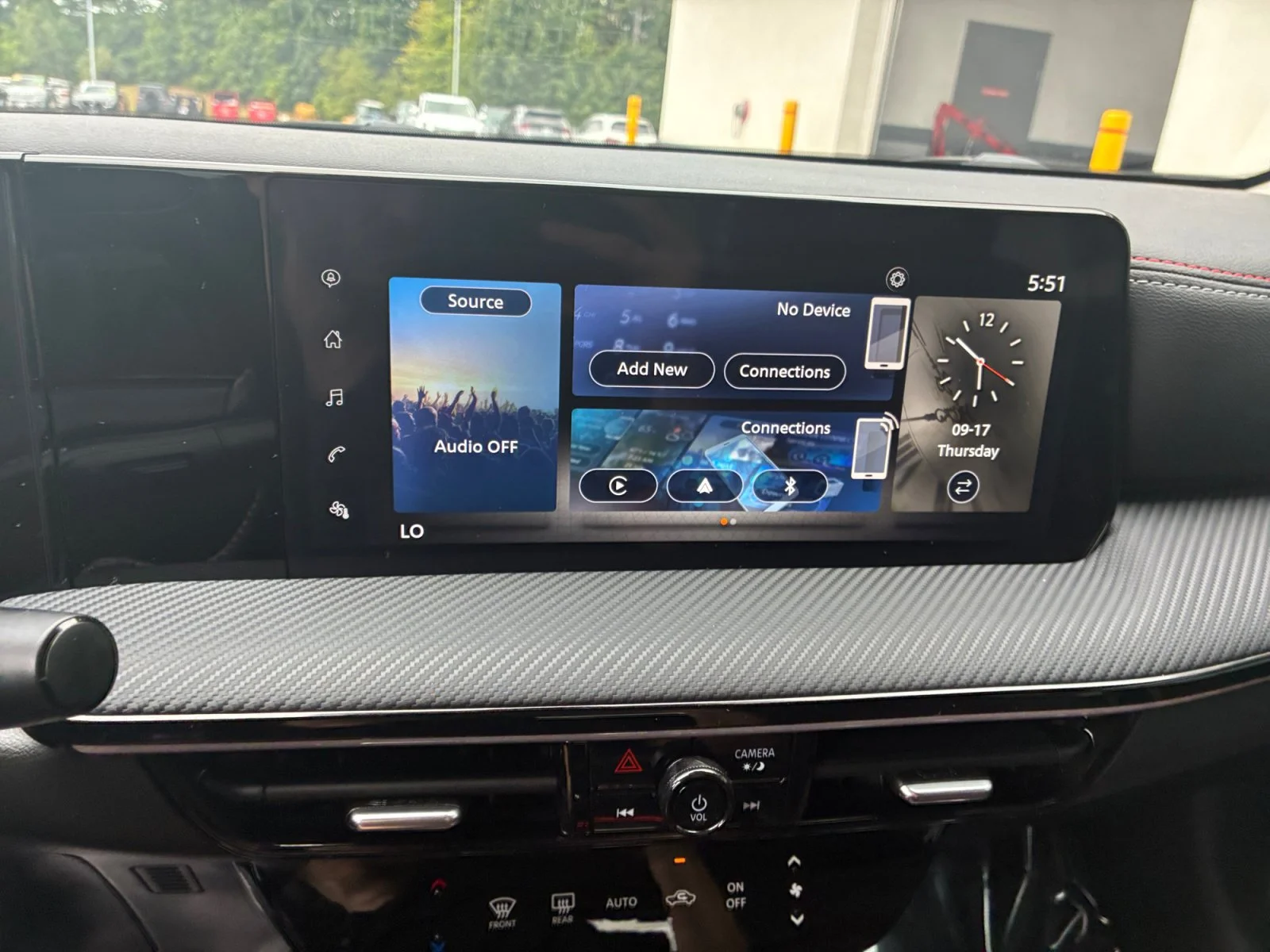 Certified Used 2025 Super Black Nissan SR image 20