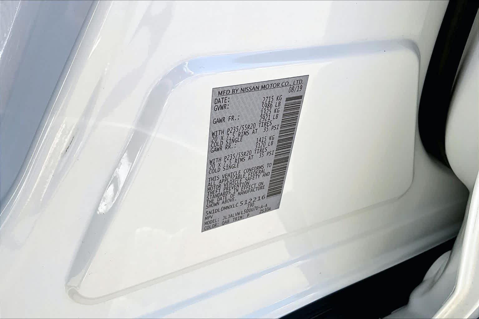 Used 2020 Majestic White INFINITI LUXE image 33