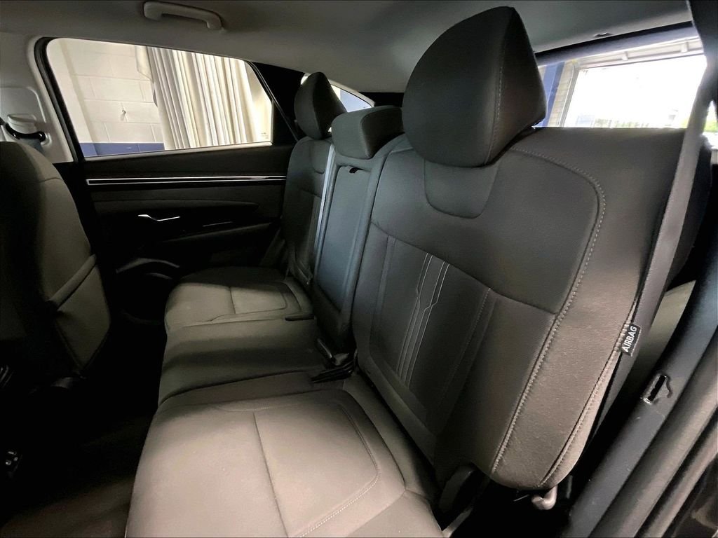 Used 2024 Black Hyundai SEL image 15