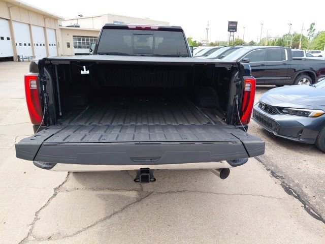 New 2025 Onyx Black GMC SLT image 36