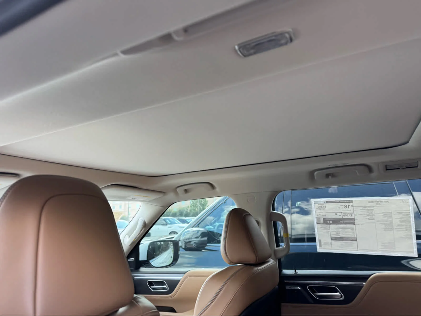 New 2027 RADIANT WHITE INFINITI Luxe 2WD image 19