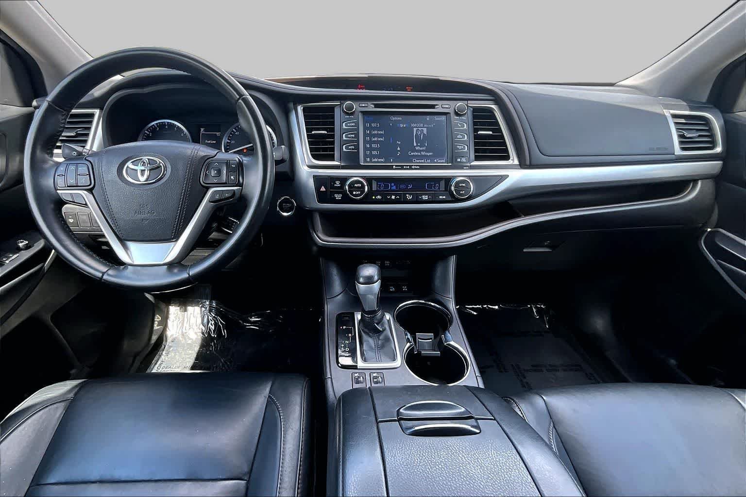 Used 2018 Midnight Black Metallic Toyota XLE image 16