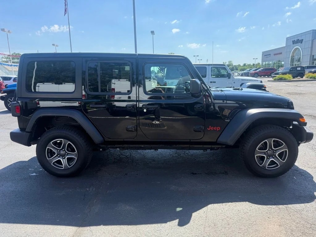 Used 2022 Black Jeep Unlimited Sport S image 7