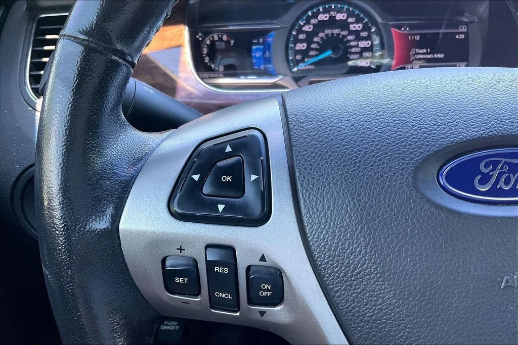 Used 2014 Blue Ford Limited image 18