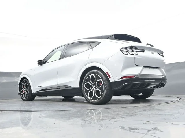 Used 2023 White Ford GT image 35