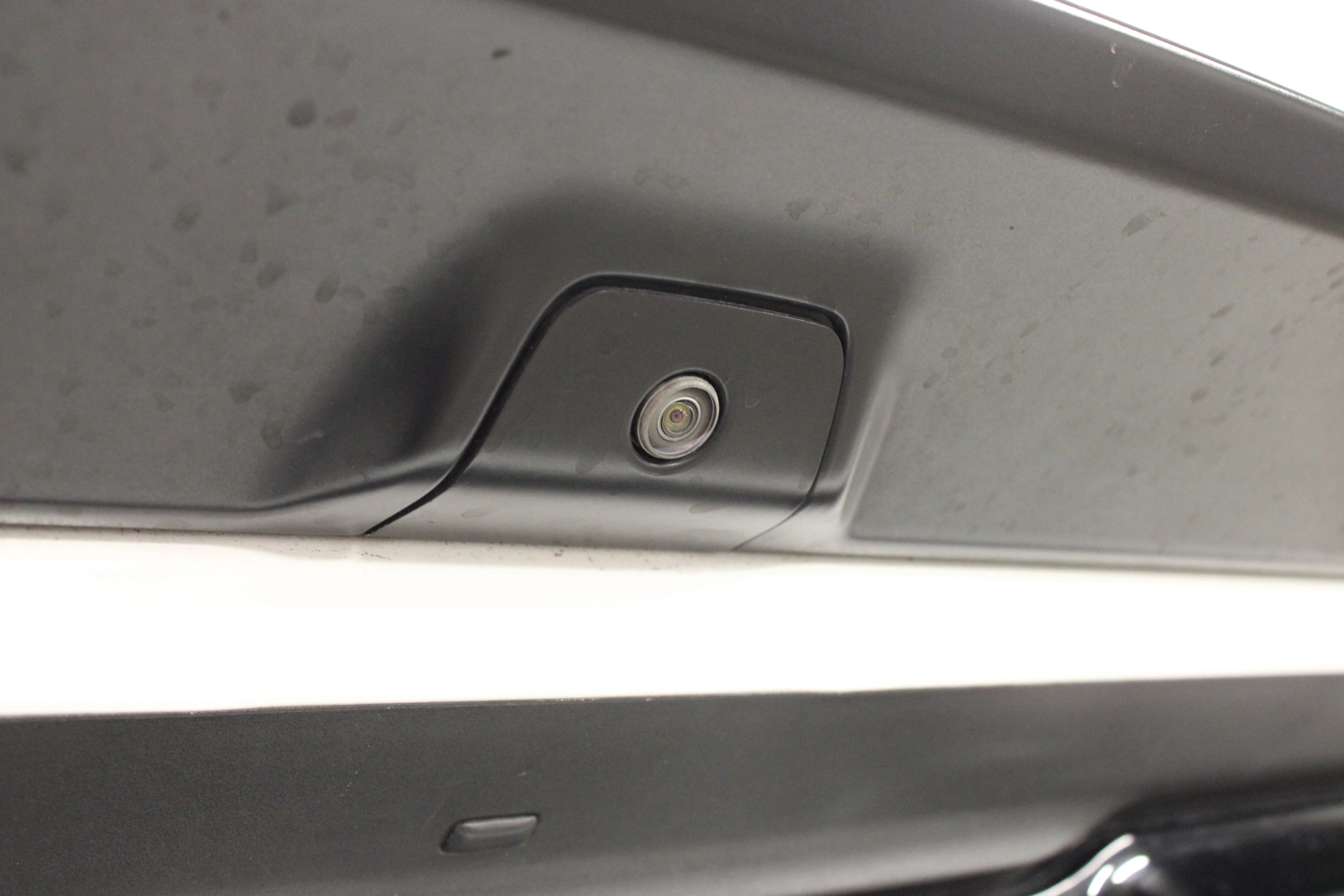 Used 2022 White Knuckle Clearcoat Dodge SRT Hellcat Redeye image 14