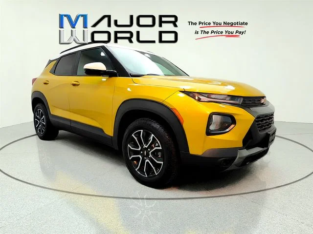 Used 2023 Yellow Chevrolet ACTIV image 2