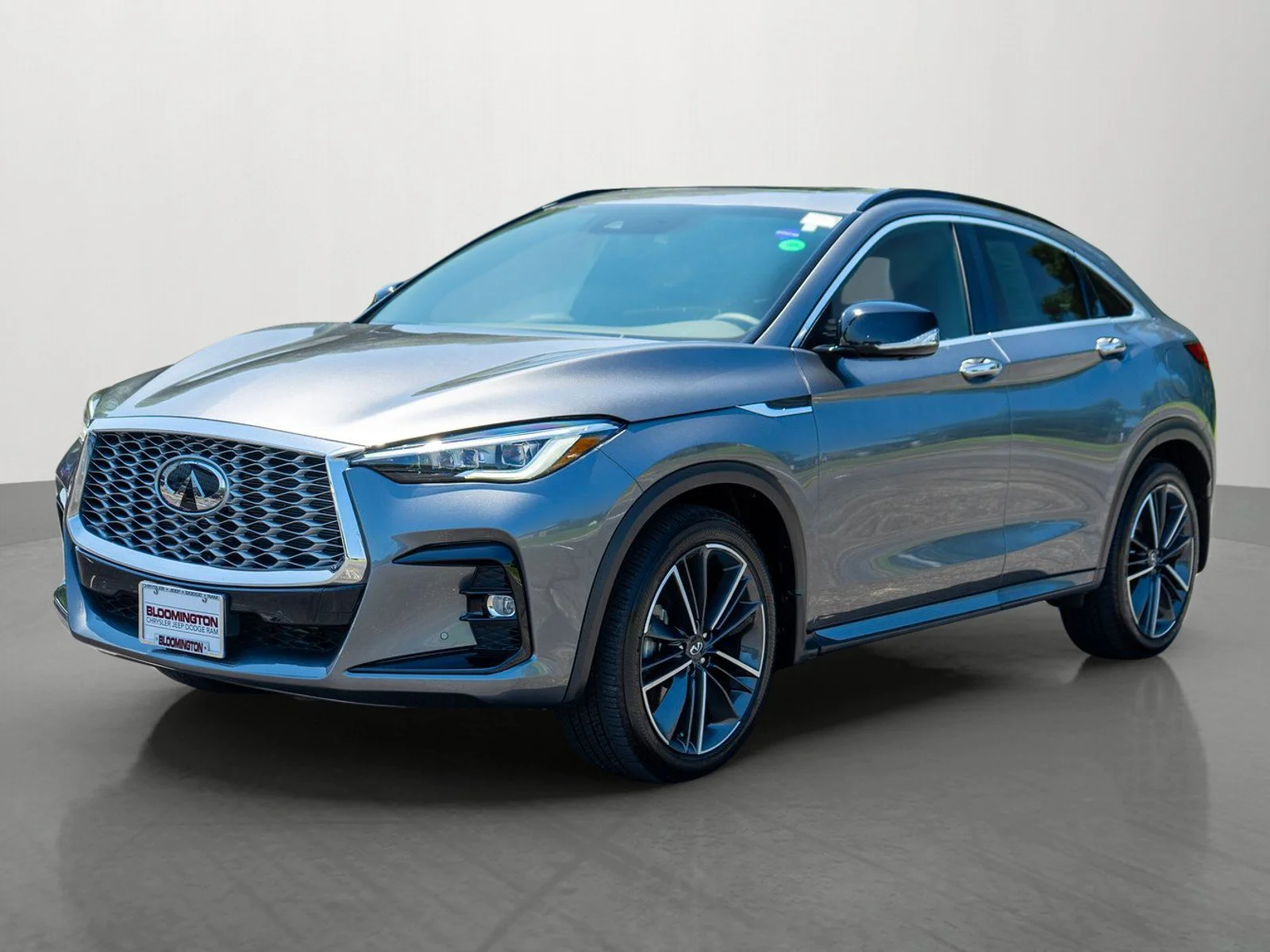 Used 2023 Graphite Shadow INFINITI SENSORY image 3