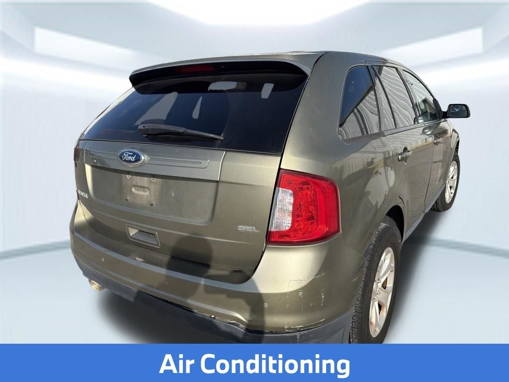 Used 2013  Ford SEL image 15