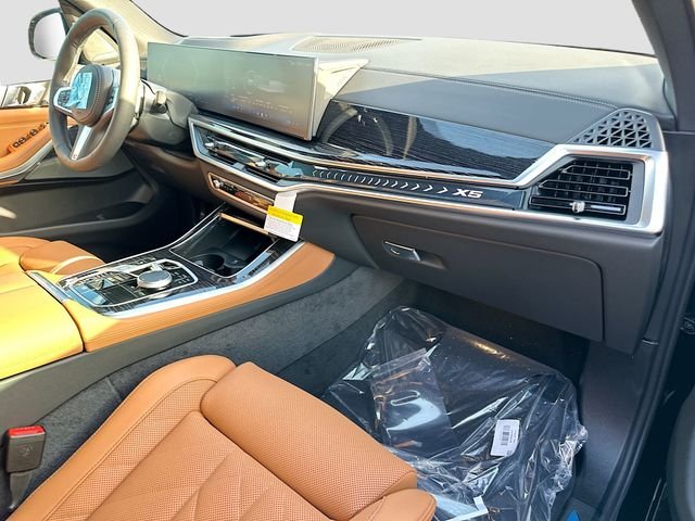 New 2026 Black BMW xDrive40i image 23