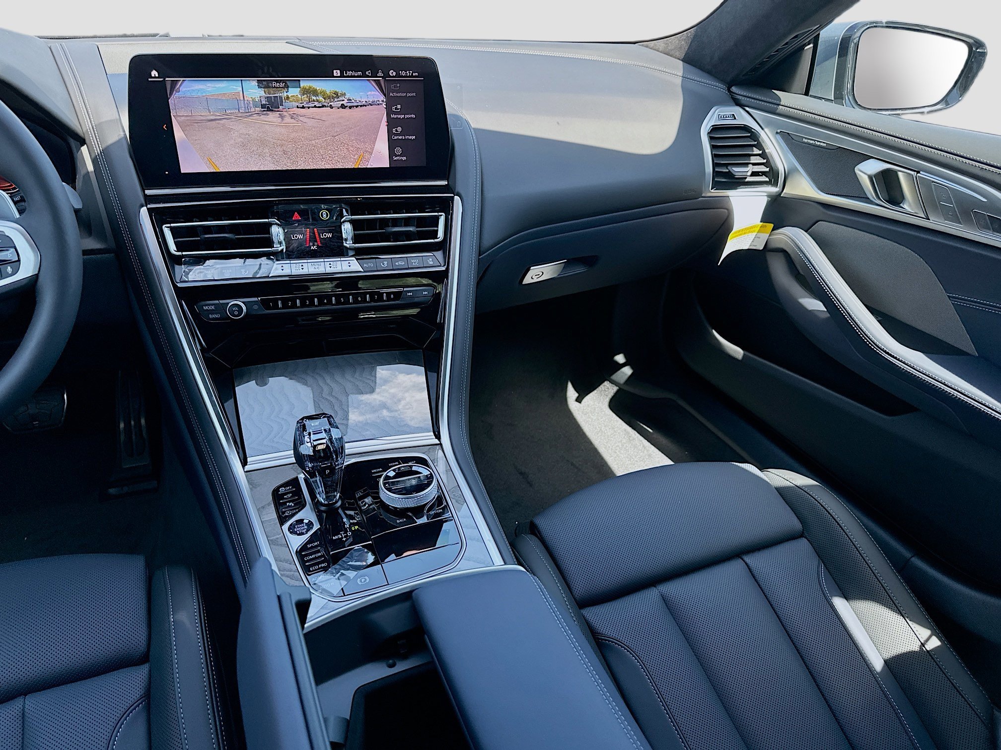 2026 BMW 8 Series 840i - Photo 18