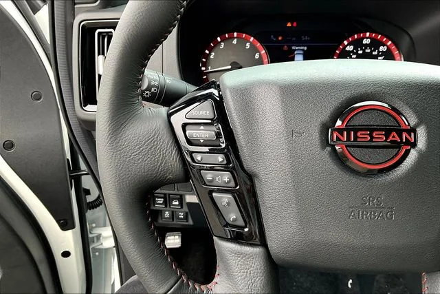 2025 Nissan Frontier PRO-4X - Photo 18