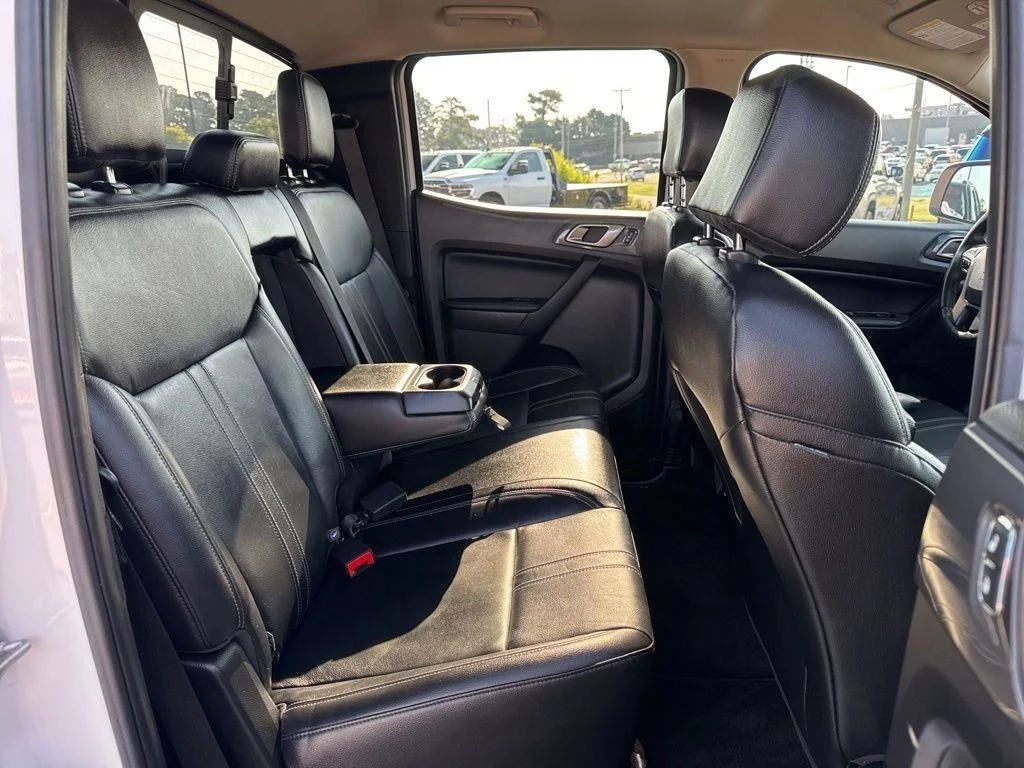 Used 2019 White Ford Lariat image 19