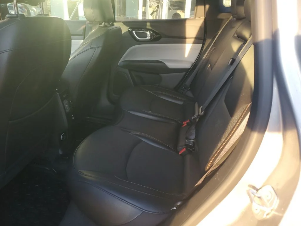 Used 2023 Silver Jeep Limited image 14