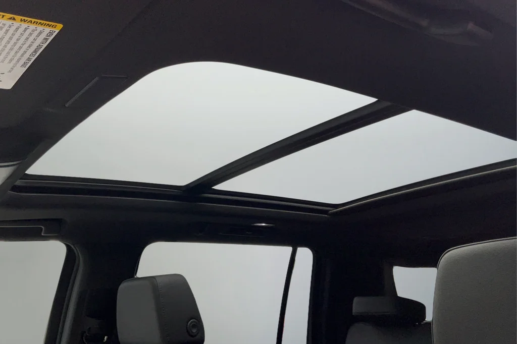 2026 Chevrolet Suburban Z71 - Photo 25
