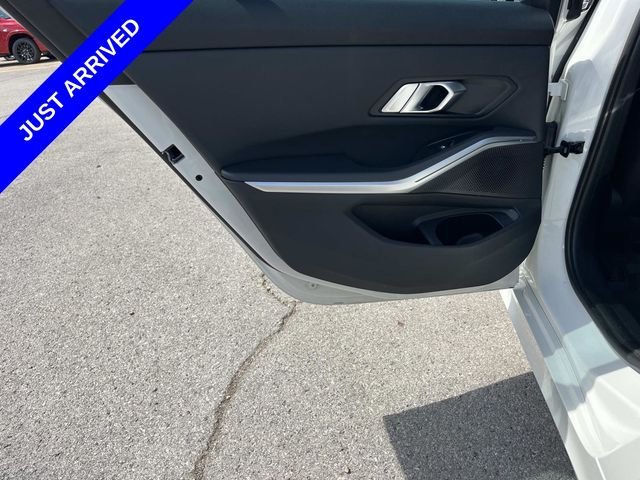 Used 2019 White BMW 330i xDrive image 17
