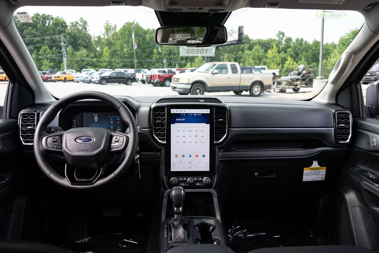 New 2026 Avalanche Ford XLT image 19