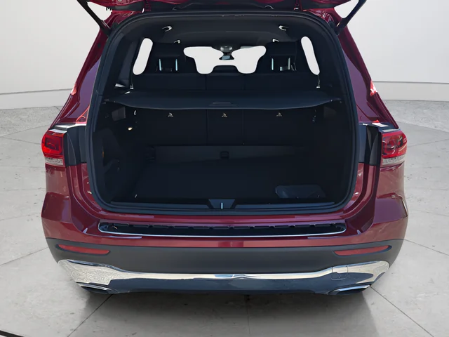 Used 2020 Red Mercedes-Benz GLB 250 image 9