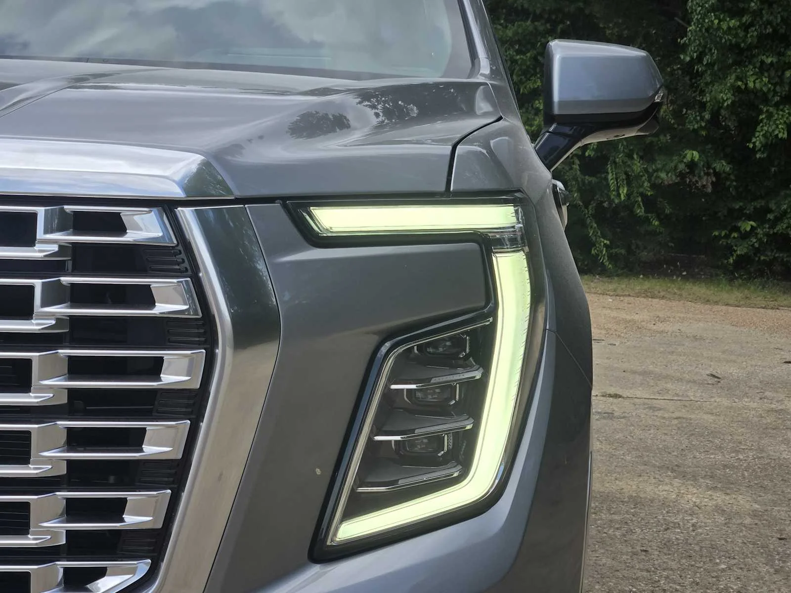 New 2026 Sterling Metallic GMC Denali image 5