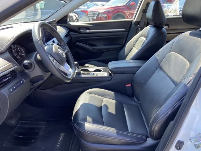 2025 Nissan Altima SL - Photo 22