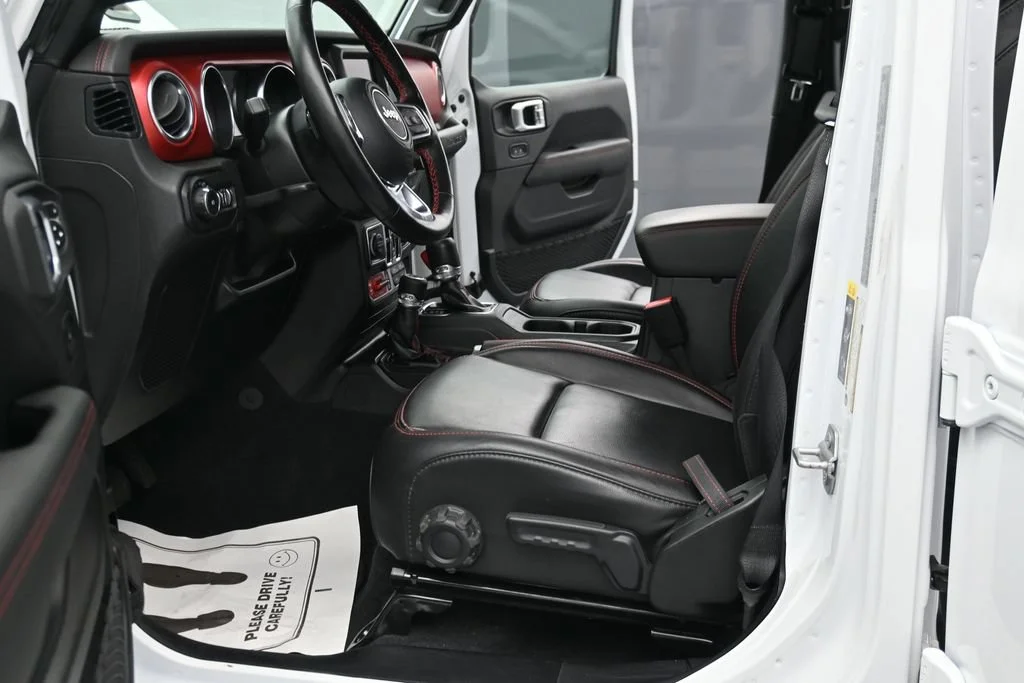 Used 2021 White Jeep Unlimited Rubicon image 13
