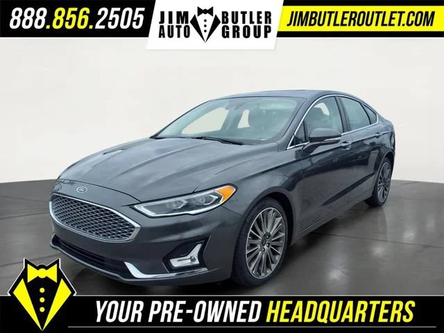 Used 2020  Ford Titanium image 1