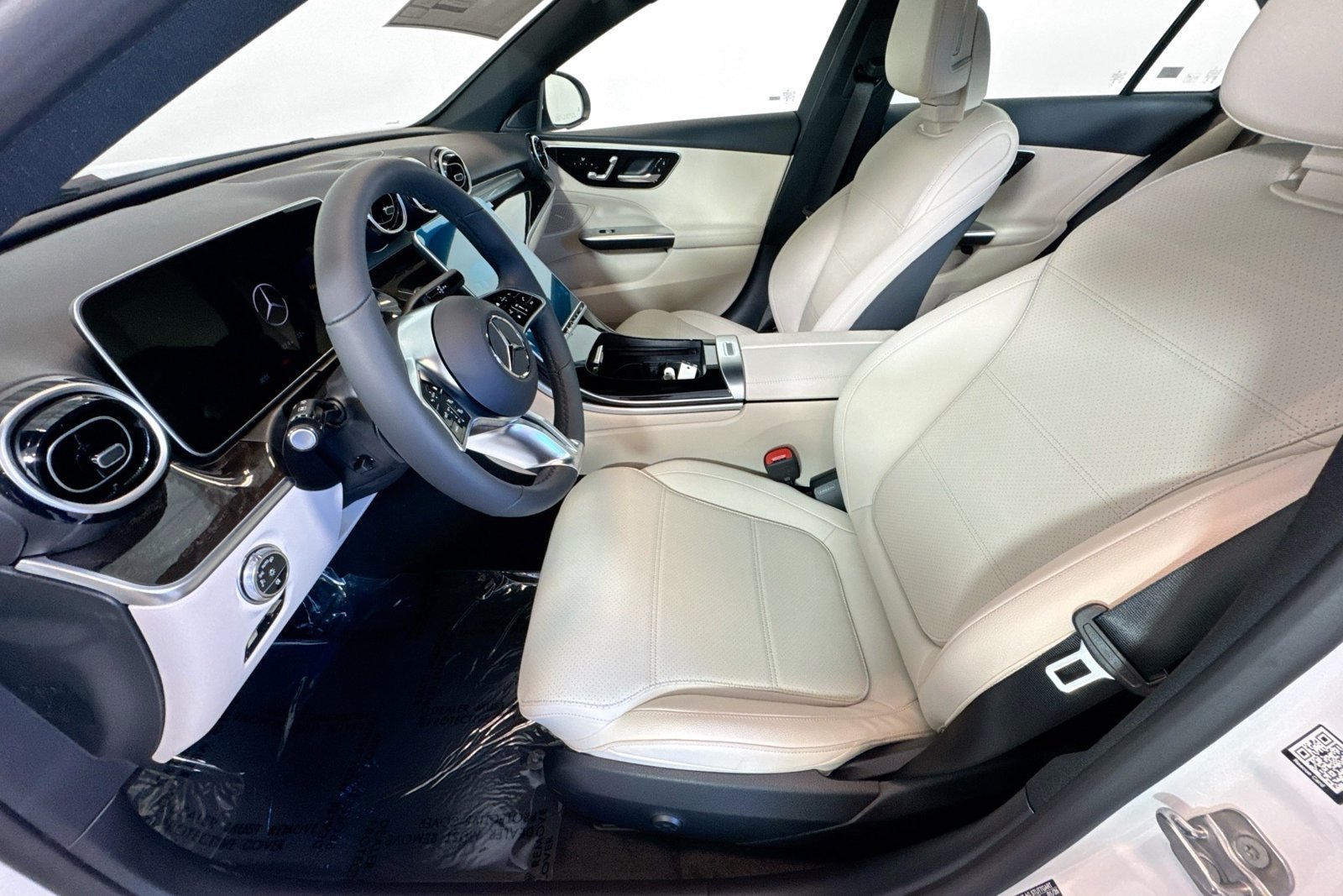 New 2026 Polar White Mercedes-Benz C 300 image 18