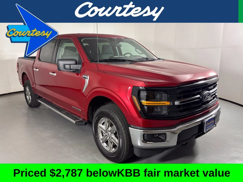 Used 2025 Red Ford XLT image 1