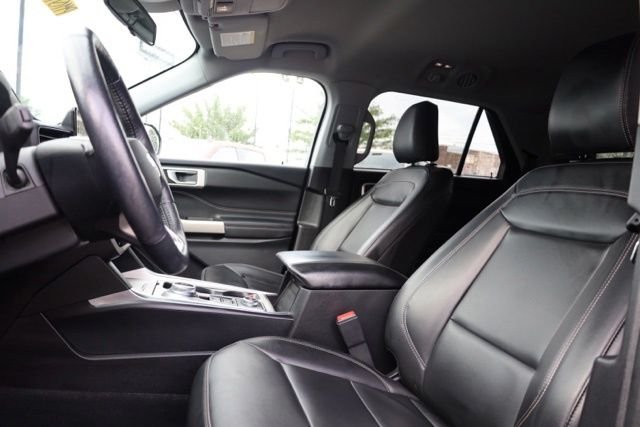 Used 2022 Gray Ford XLT image 17