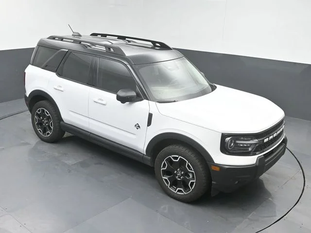 Used 2025 White Ford Outer Banks image 38