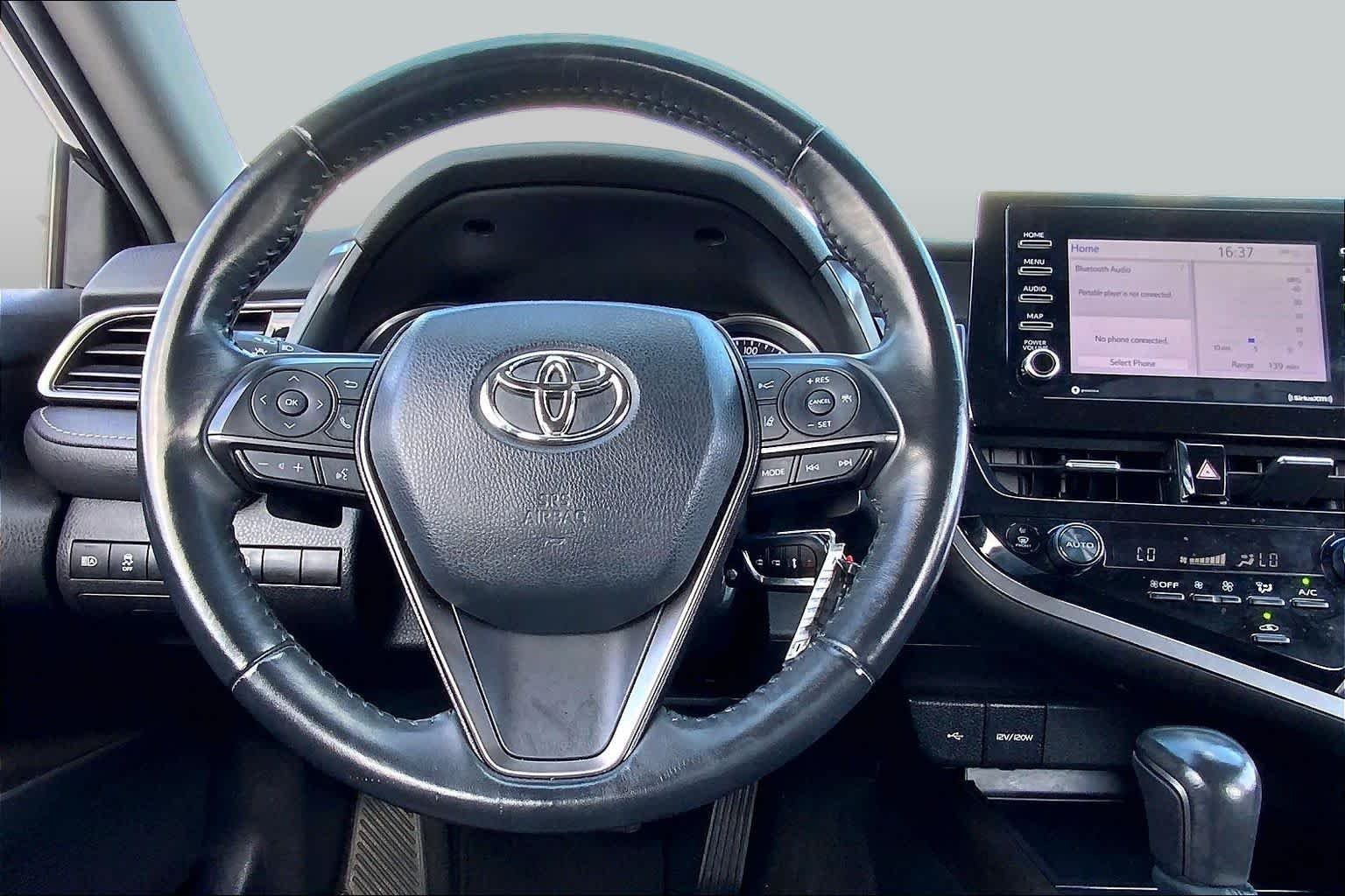 Used 2022 Midnight Black Metallic Toyota SE image 6