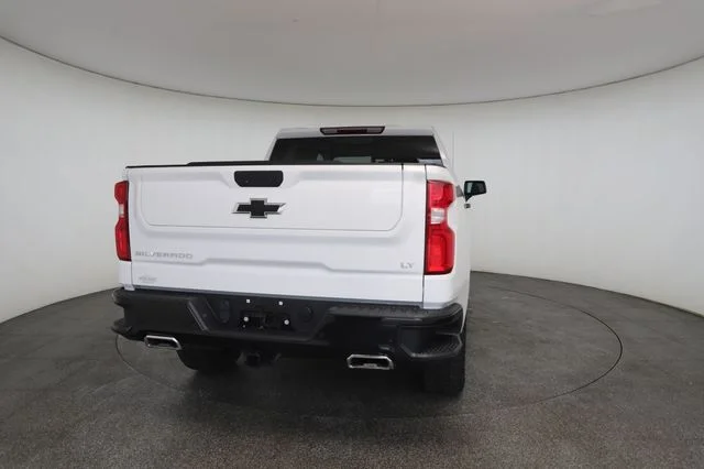 Used 2021 White Chevrolet LT Trail Boss image 20