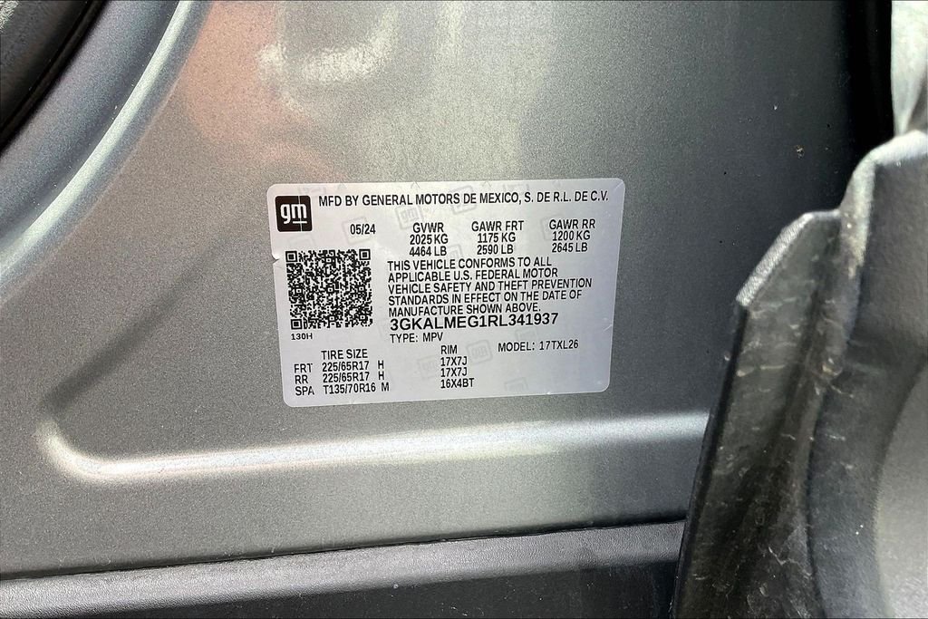 Used 2024 Silver GMC SLE image 22