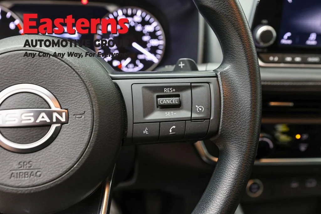 Used 2023 White Nissan S image 16