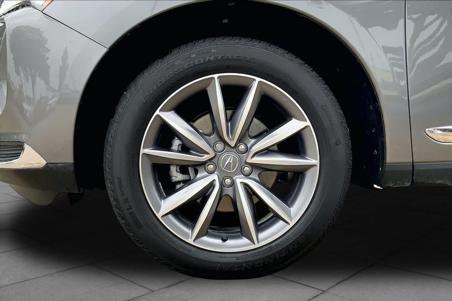 Certified Used 2024 Liquid Carbon Metallic Acura SH-AWD TECH image 11