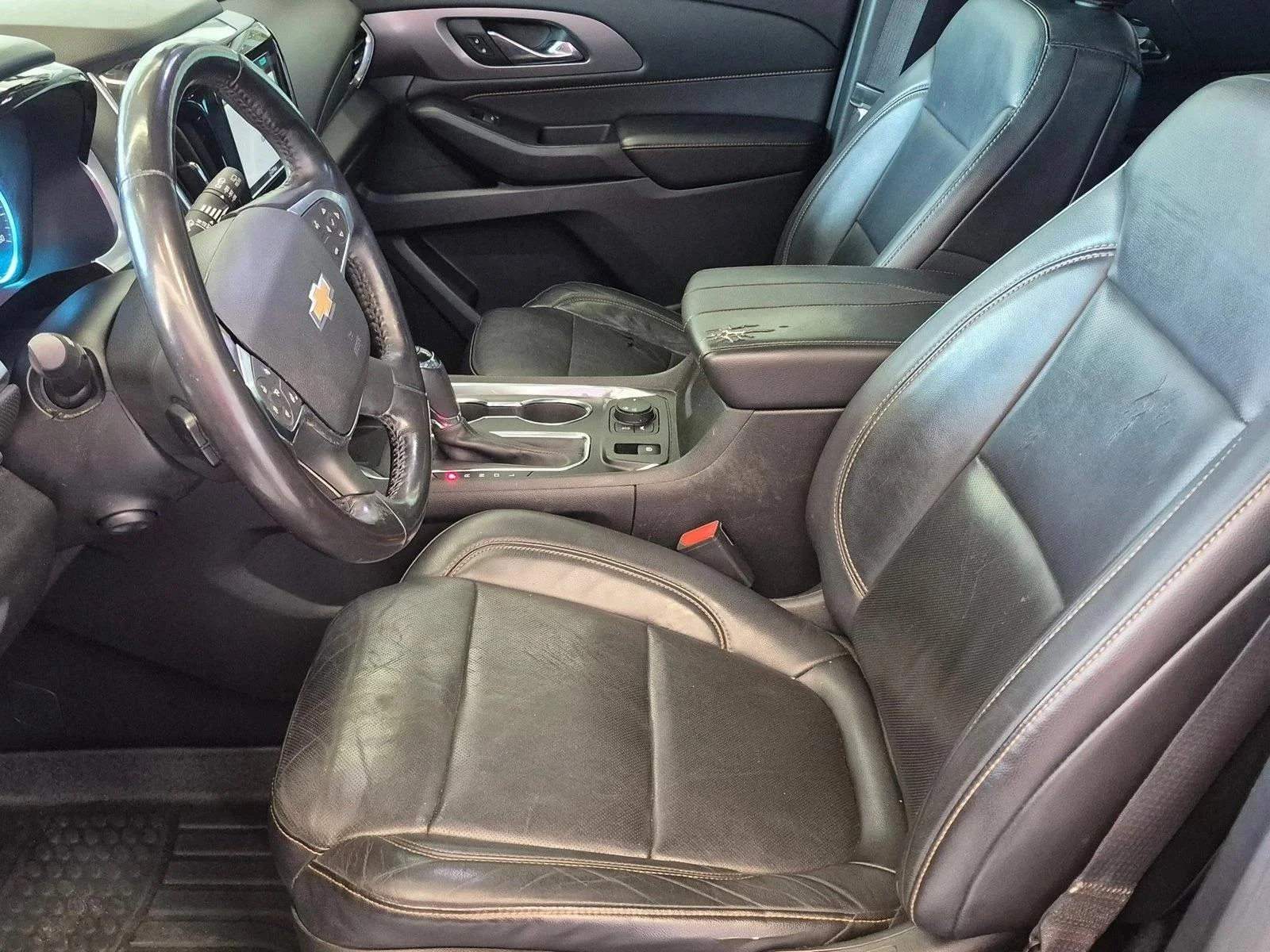 Used 2018 Mosaic Black Metallic Chevrolet Premier image 15