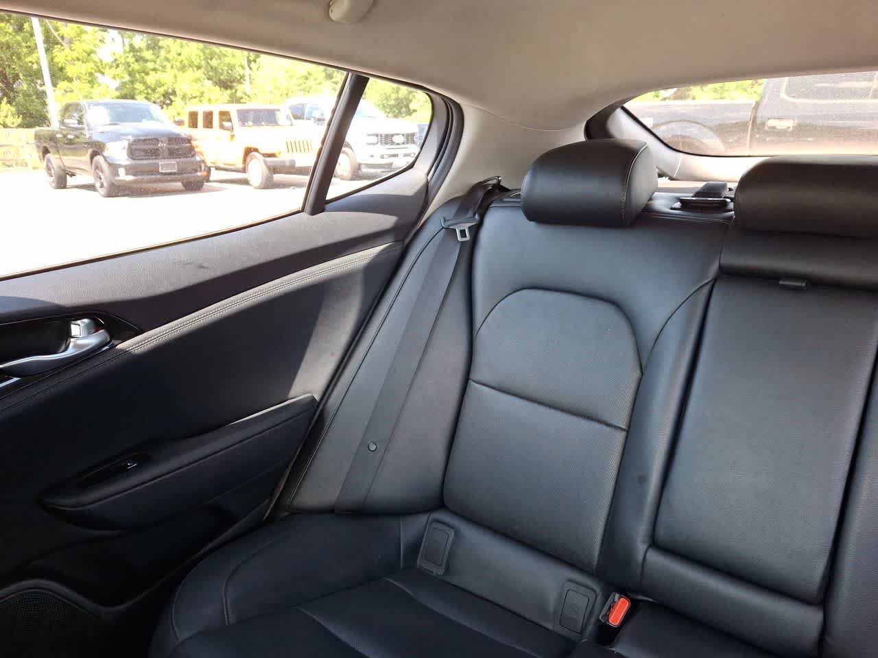 Certified Used 2019 Panthera Metallic Kia Base image 12