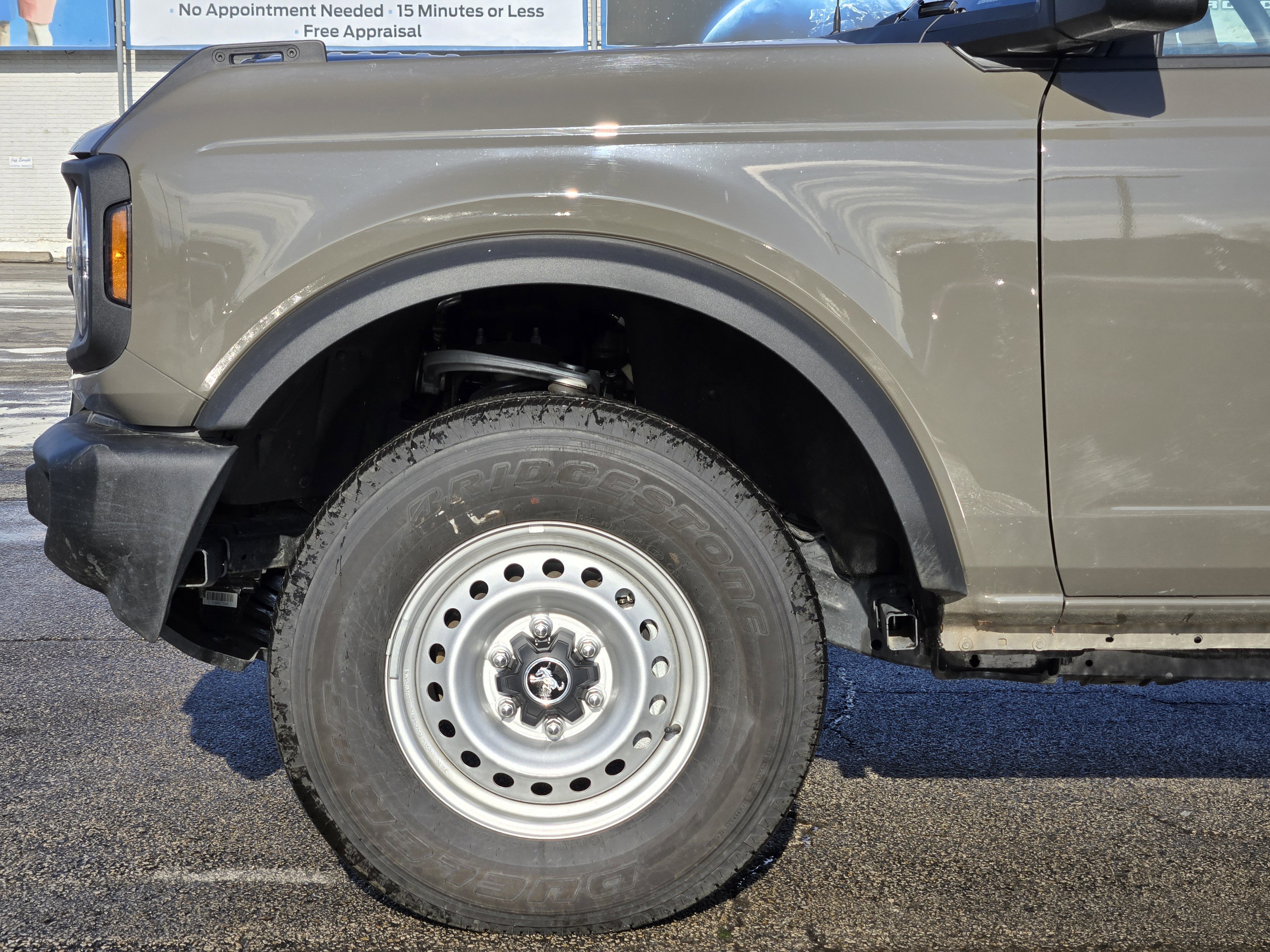 2025 Ford Bronco 4-Door Base - Photo 6