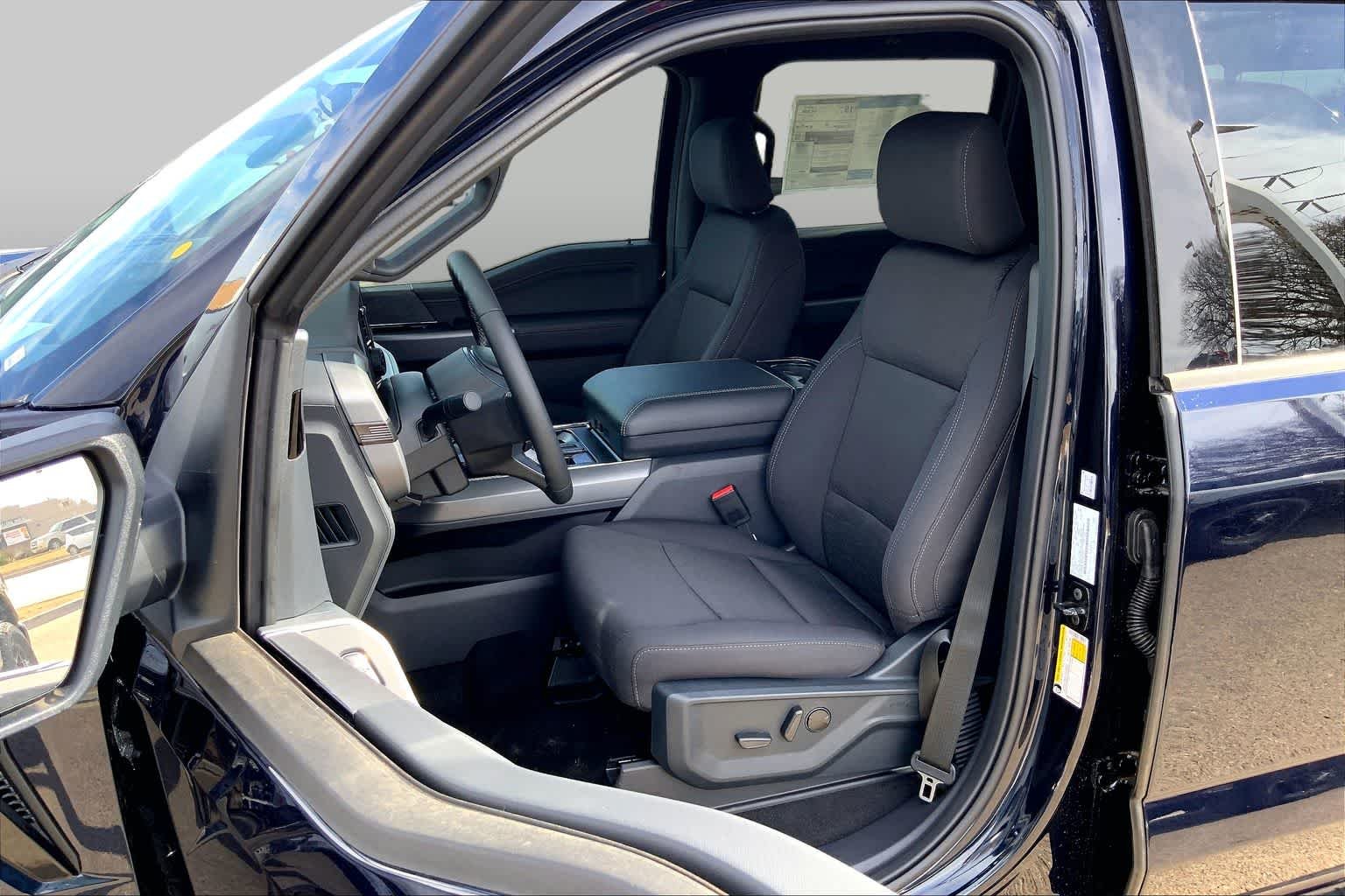 New 2026 Antimatter Blue Metallic Ford XLT image 9