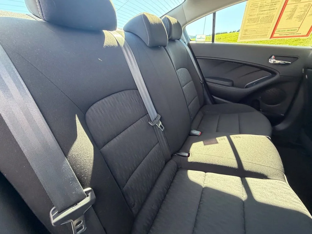 Used 2016 Black Kia LX image 35
