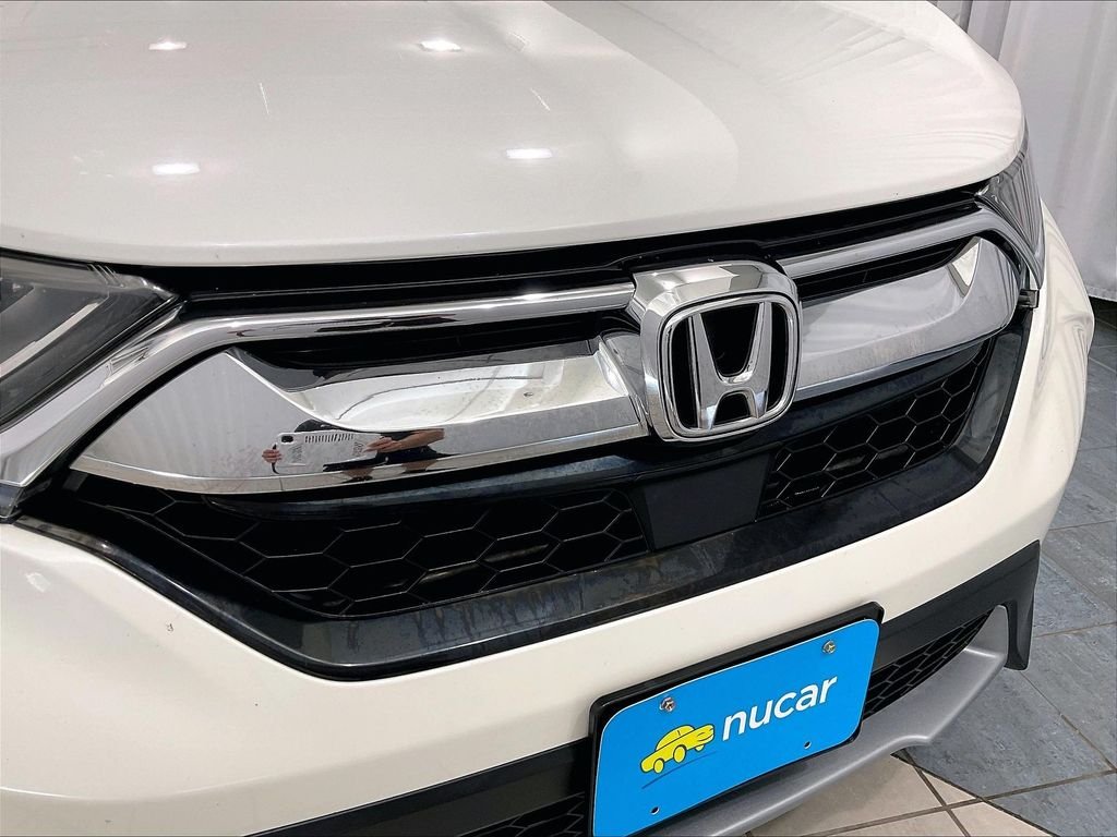 Used 2018 White Diamond Pearl Honda EX-L image 32