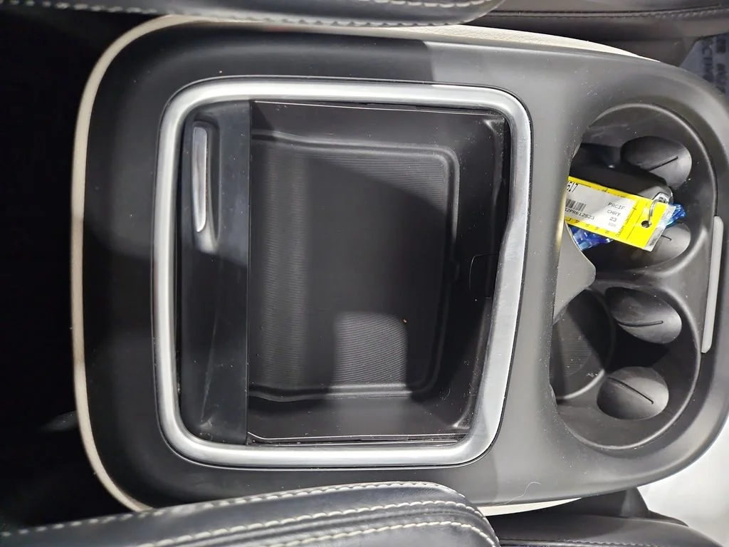 Used 2023 Gray Chrysler Touring L image 25