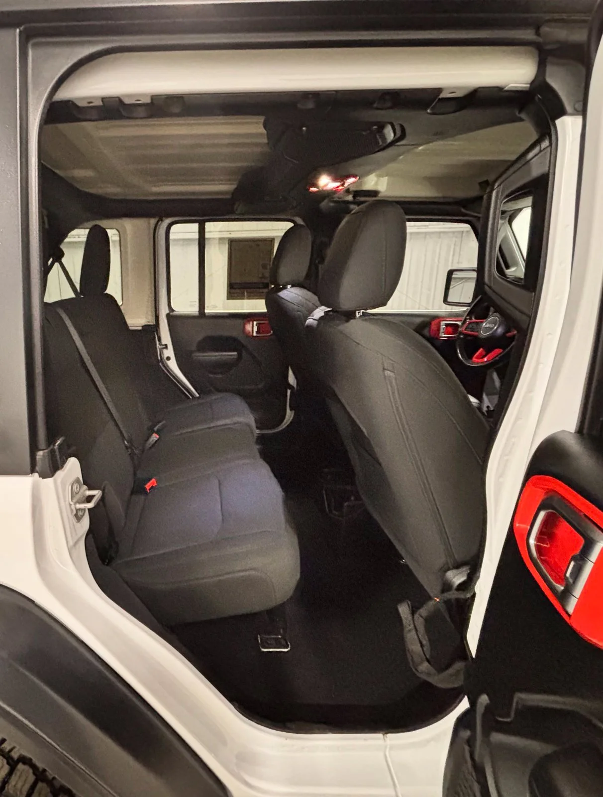 Used 2020 White Jeep Unlimited Sport S image 20