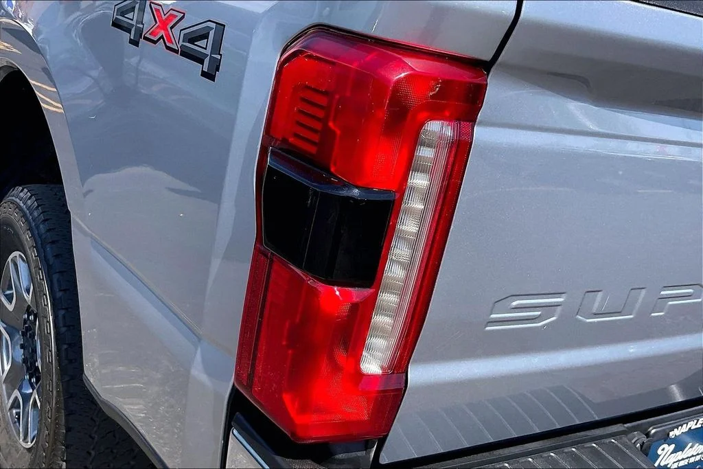 2023 Ford F-250 Super Duty Lariat - Photo 27