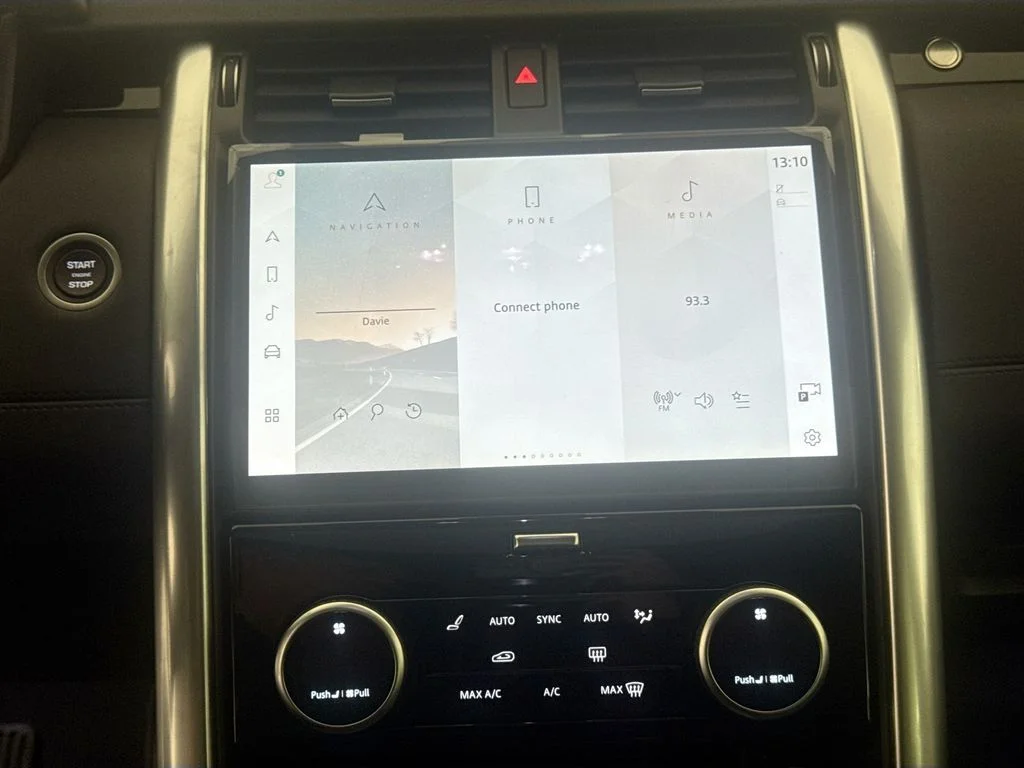 New 2026 Eiger Grey Land Rover S image 14